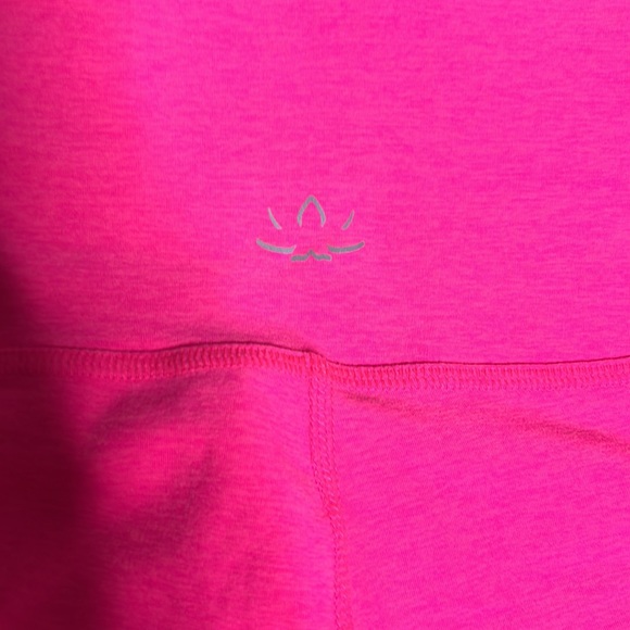 Beyond Yoga Cropped Leggings high Rise bright Pink Space Dye Large B14 - Picture 4 of 4